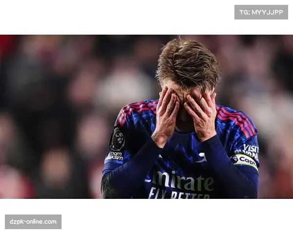 争冠形势进入白热化阶段 曼城紧追阿森纳仅差两分 争冠形势进入白热化阶段 曼城紧追阿森纳仅差两分